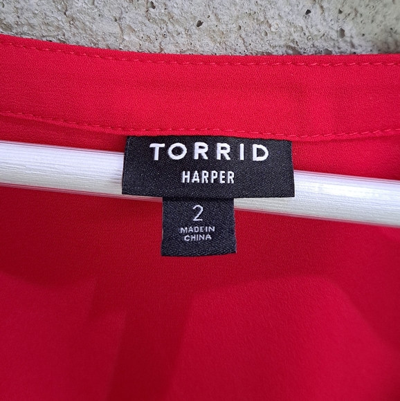 Torrid Harper sz 2 red - Picture 3 of 4